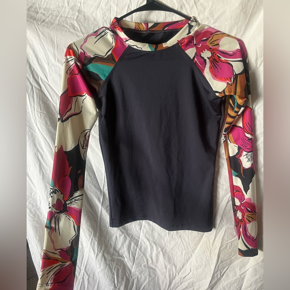 Billabong Black and Pink Raglan Long Sleeve Blouse